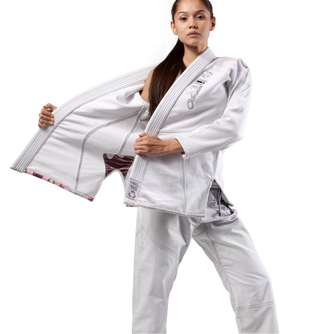 GRIPS BJJ GI - Amazona - White