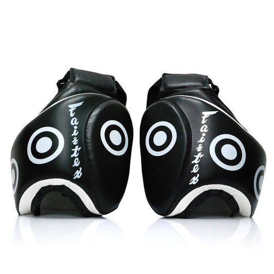 FAIRTEX Thigh Pads - Black TP3