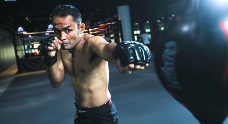 5 Peralatan Olahraga Tangan Terbaik Untuk Petarung MMA
