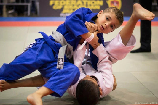 Brazilian Jiu-Jitsu (BJJ): Bela Diri yang Cocok untuk Perempuan & Anak Kecil